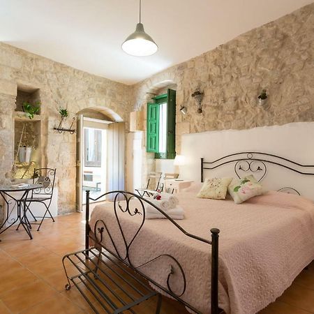Hotel Pura Vida Iblea à Raguse Extérieur photo
